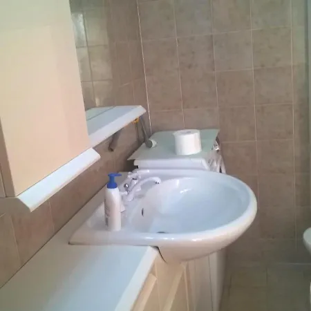 Apartment Gallybi *